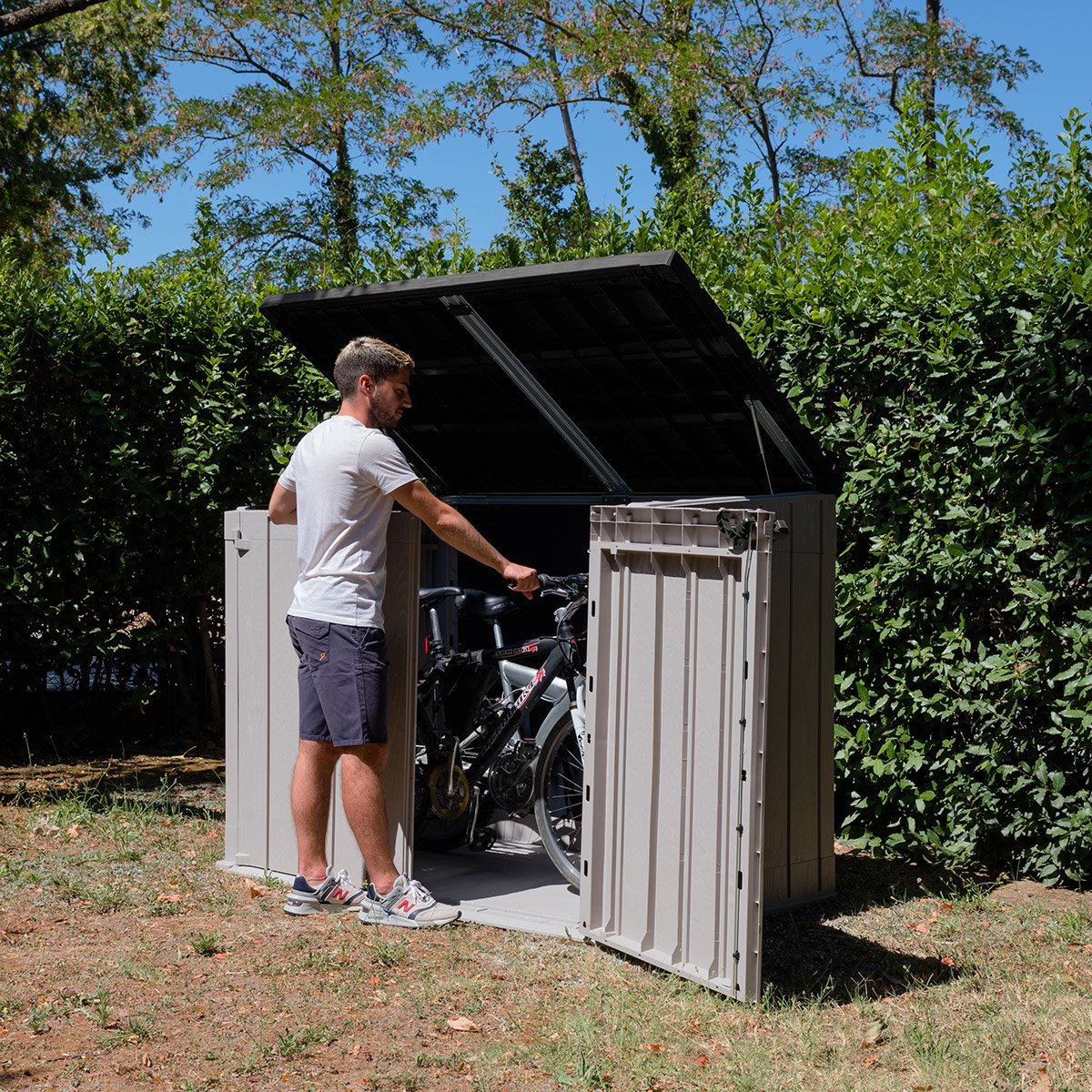 215_150_Z087T051C100 Toomax Stora Way Plus 2XL 2270L Storage Box - Grey/Anthracite